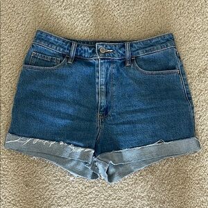 Hollister ultra high-rise mom short